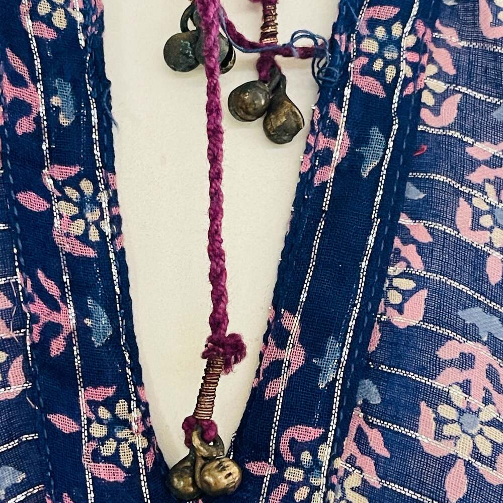 Joie Navy Blue Purple Flowy Floral Silk Boho Blouse Top Size S - Picture 7 of 7